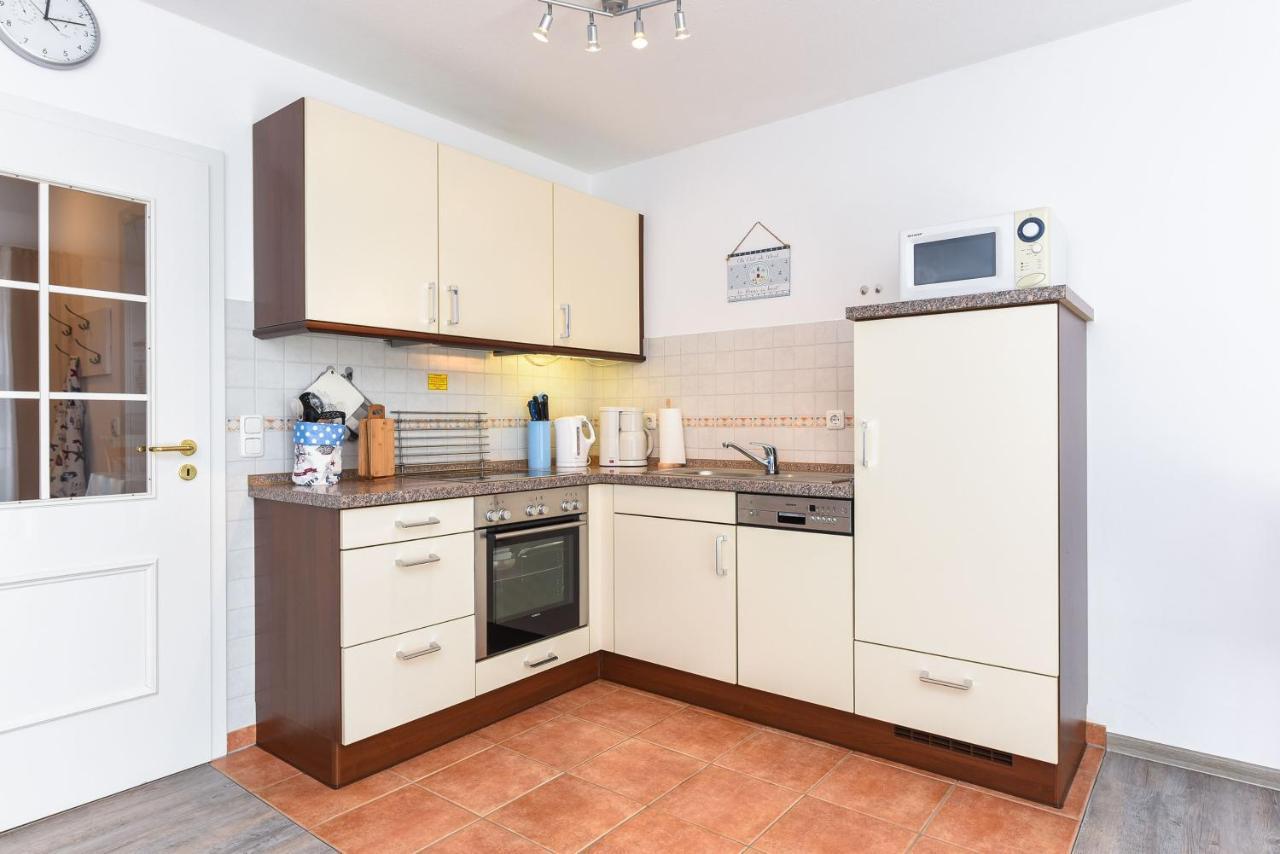 Ferienwohnung To Huus Bensersiel Buitenkant foto