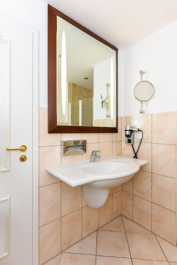 Ferienwohnung To Huus Bensersiel Buitenkant foto